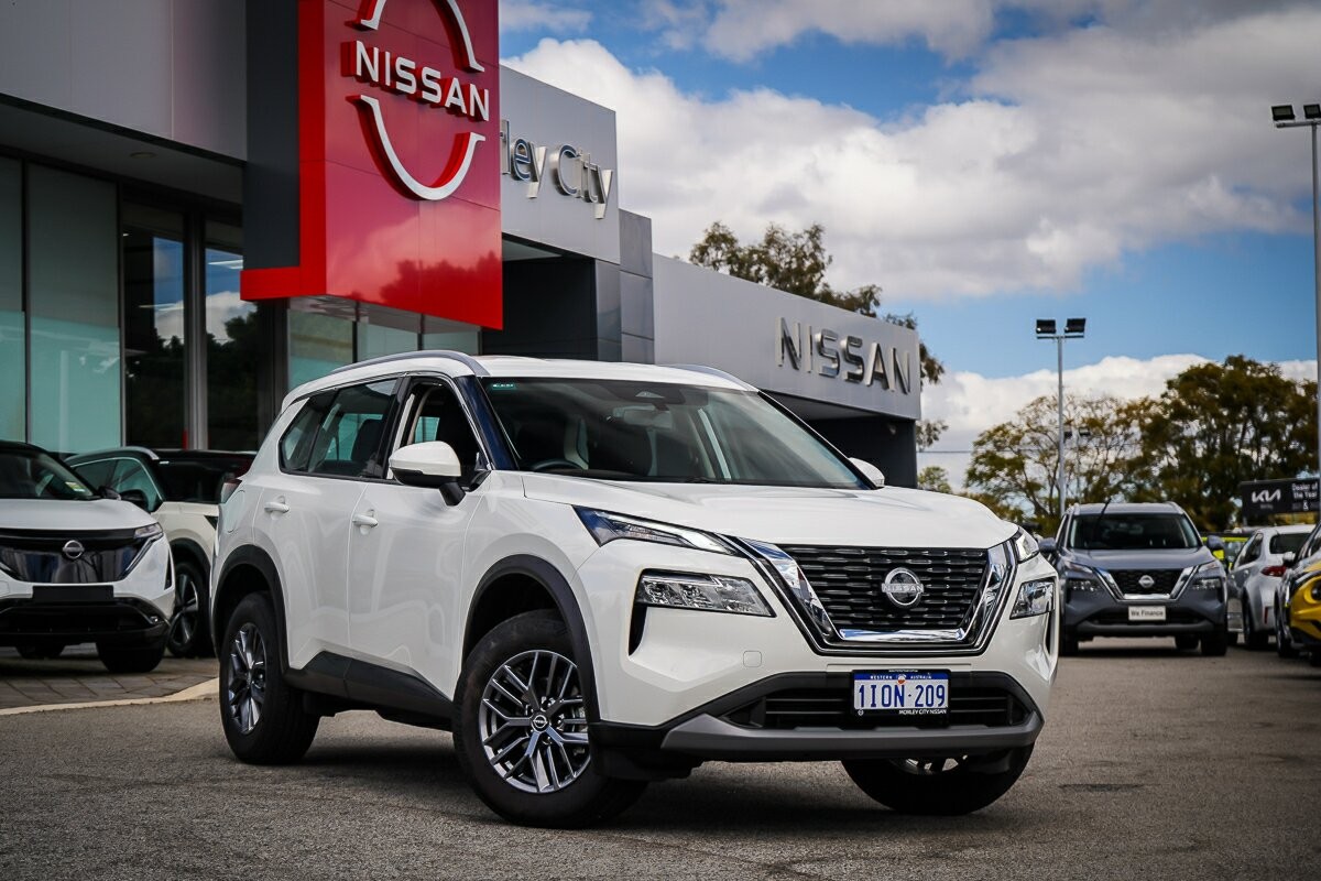 Nissan X-trail image 2