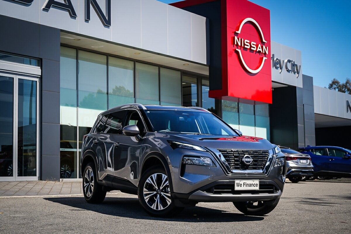 Nissan X-trail image 2