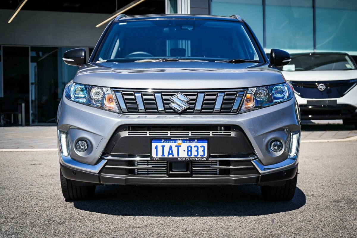 Suzuki Vitara image 4