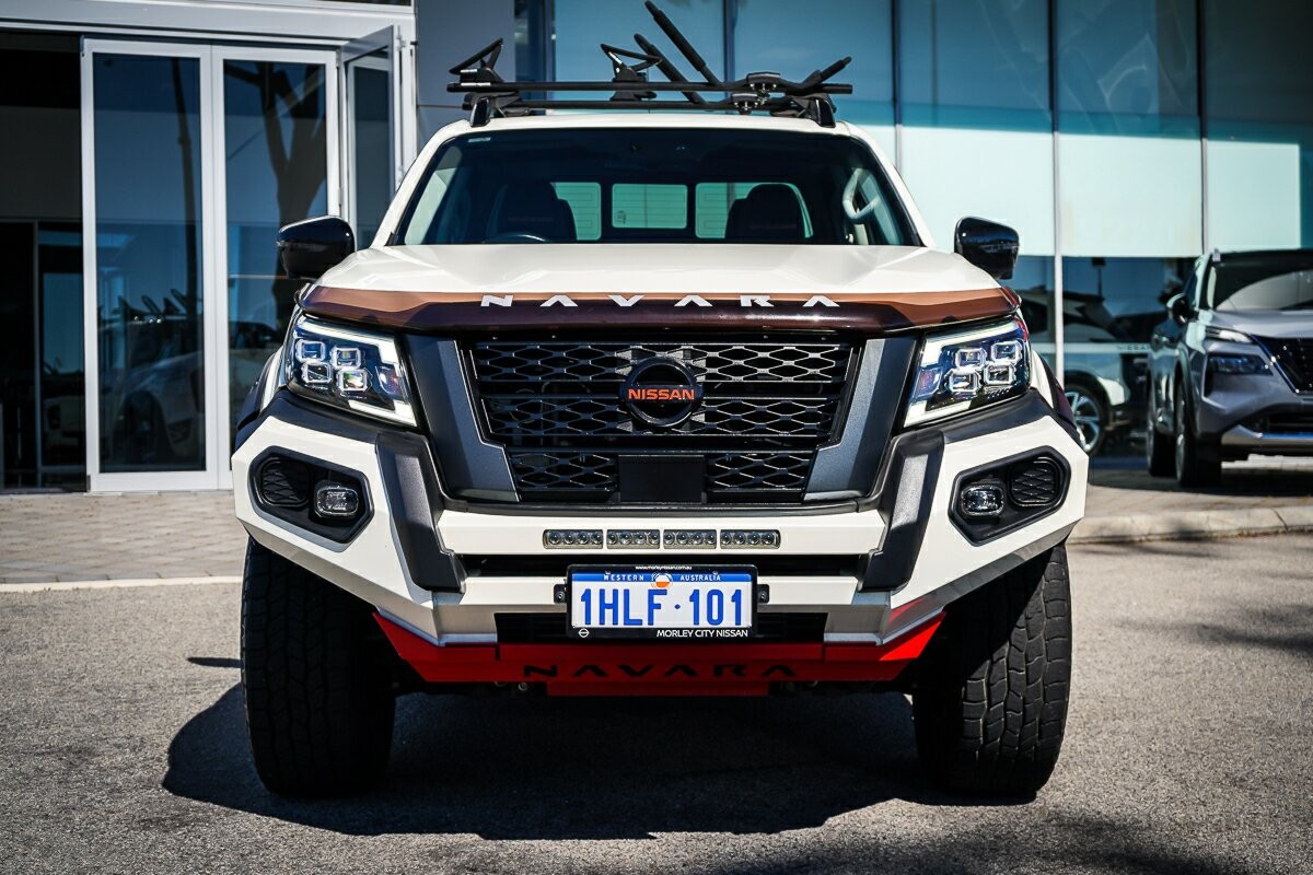 Nissan Navara image 4