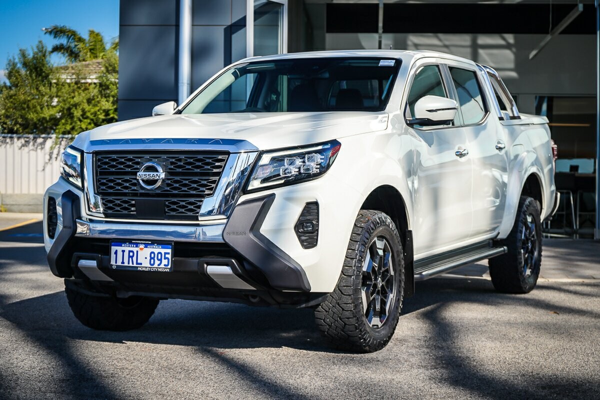 Nissan Navara image 4
