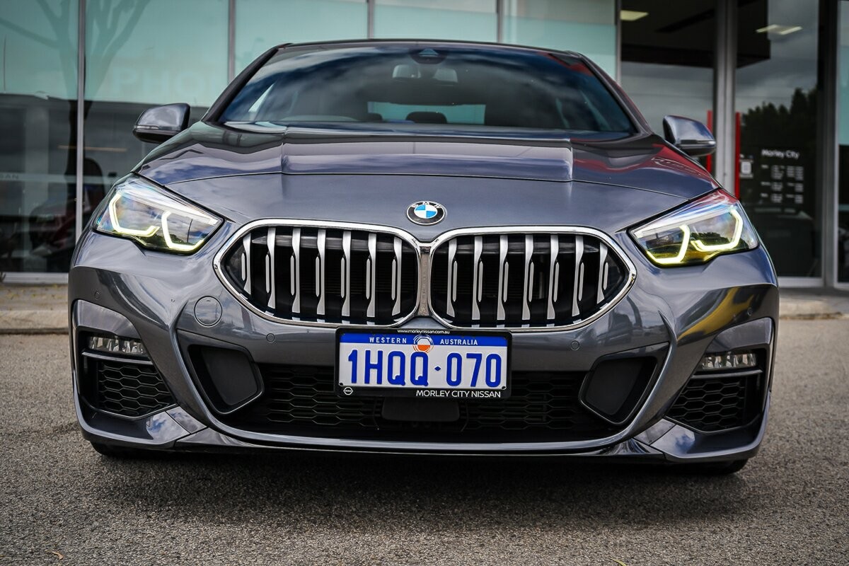 BMW 2 Series image 4