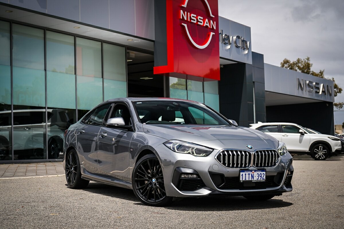 BMW 2 Series image 2