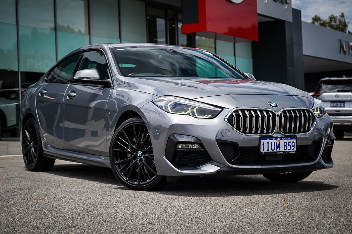 BMW 2 Series image 1