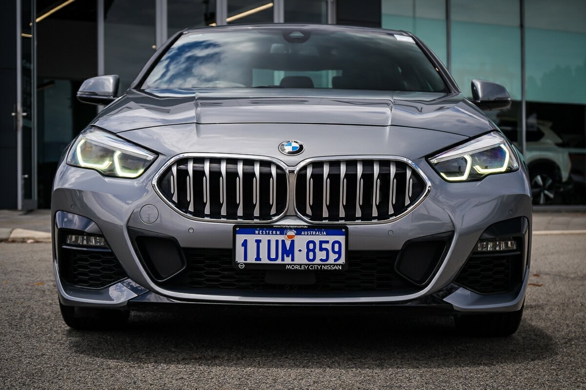 BMW 2 Series image 3