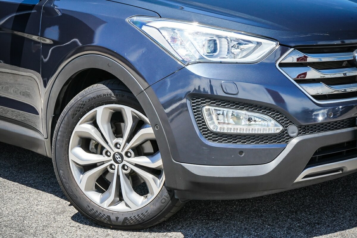 Hyundai Santa Fe image 3