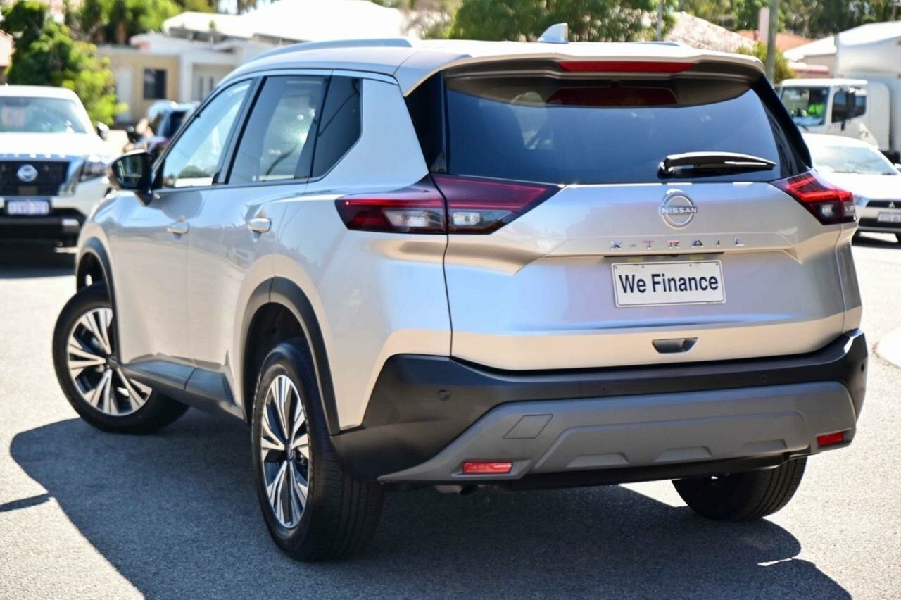 Nissan X-trail image 2