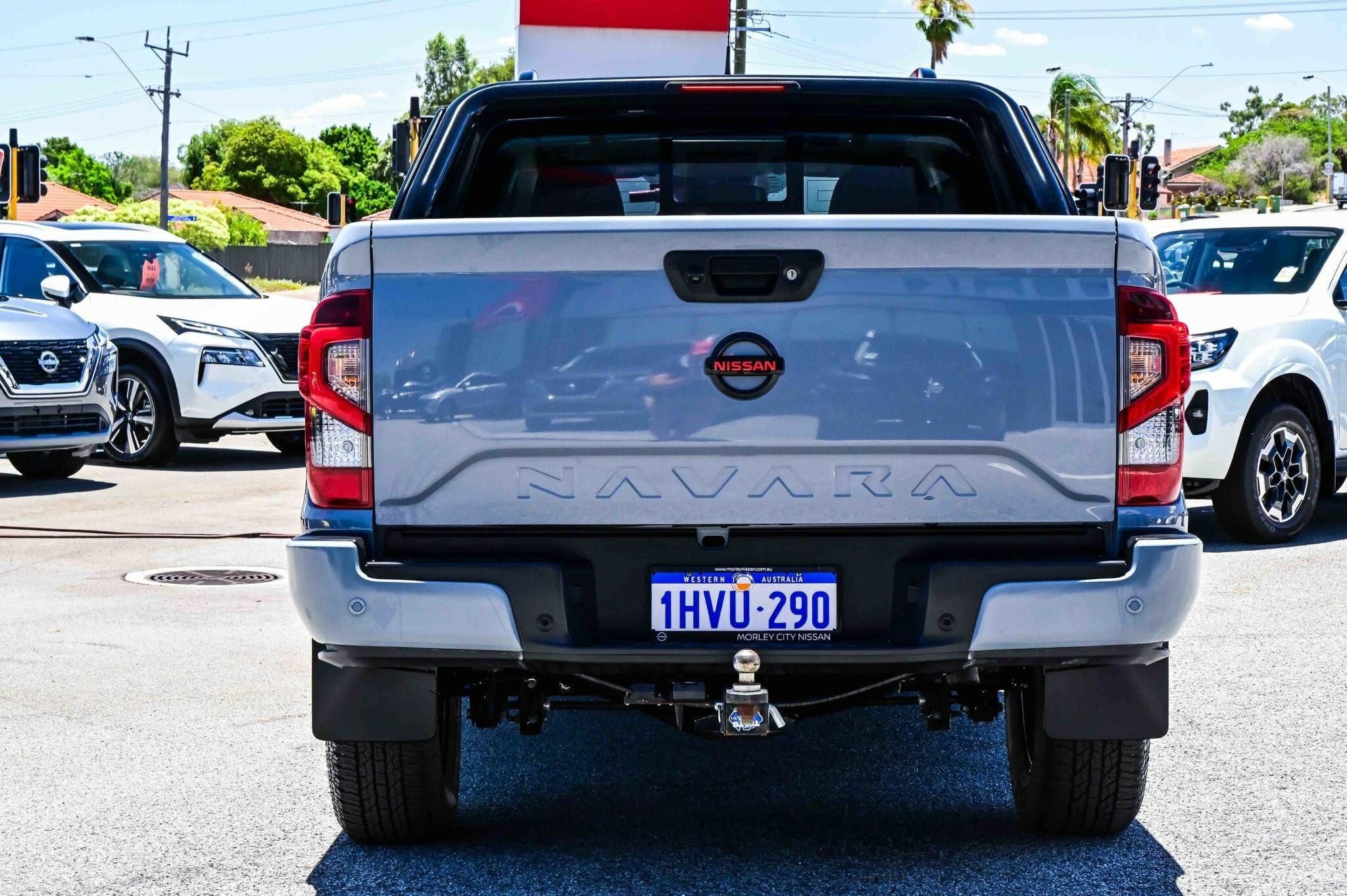 Nissan Navara image 4
