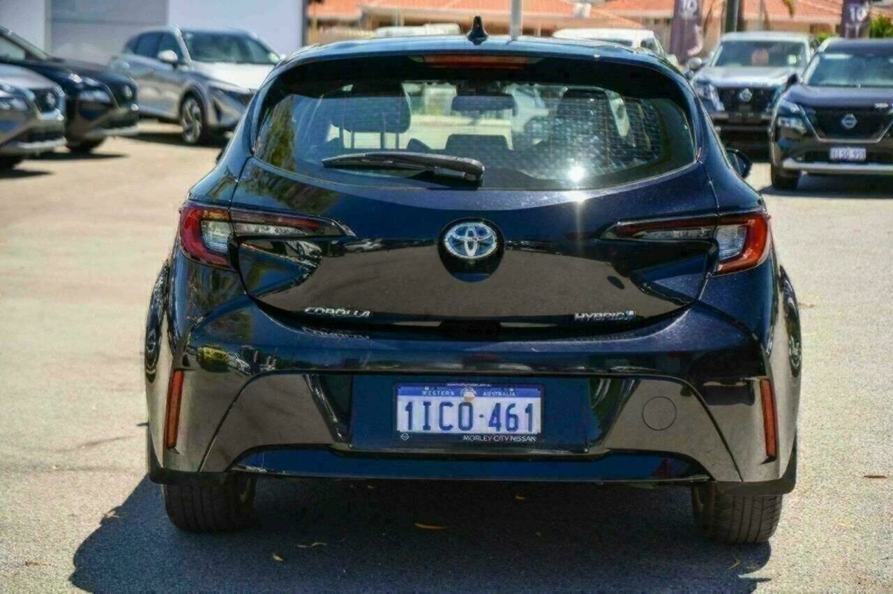 Toyota Corolla image 4