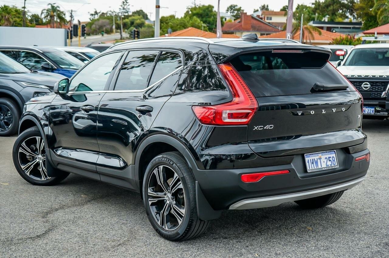 Volvo Xc40 image 3