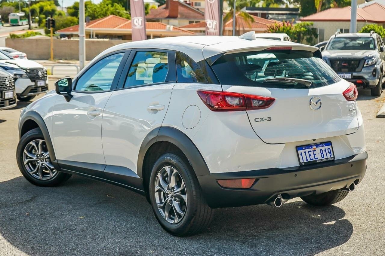 Mazda Cx-3 image 3