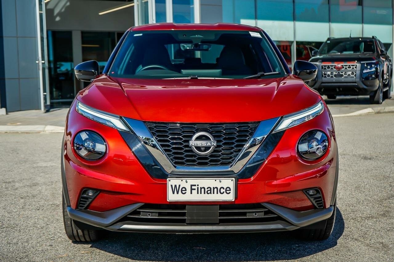 Nissan Juke image 4