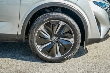 https://vehicle-cdn.autoleague.cloud/16973_41011907_13.jpg