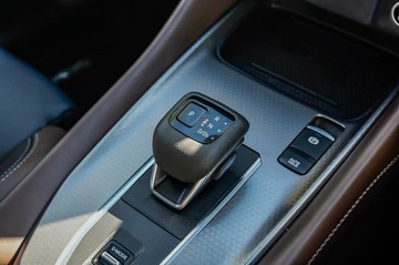 https://vehicle-cdn.autoleague.cloud/16973_41011907_18.jpg