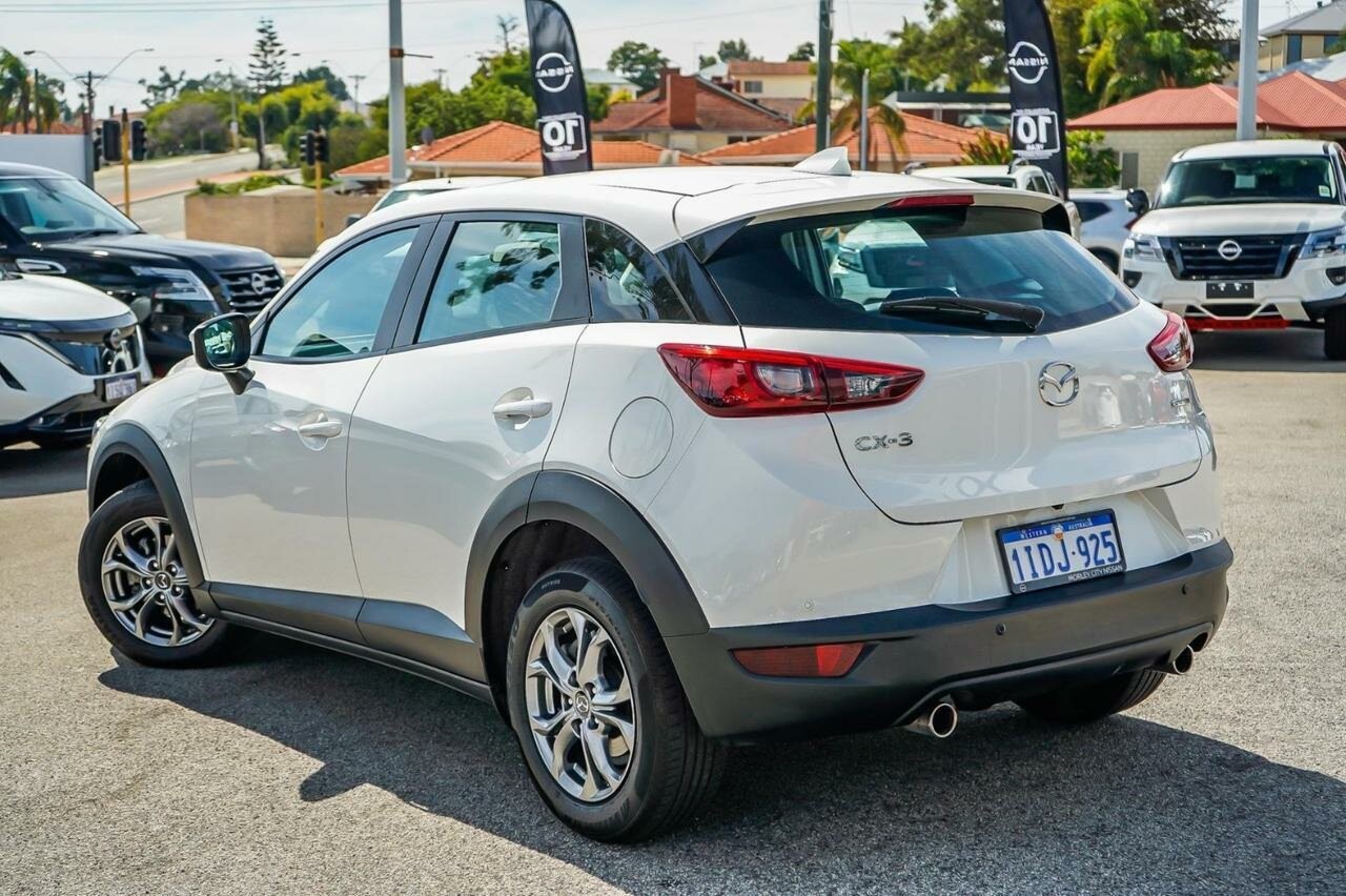 Mazda Cx-3 image 2