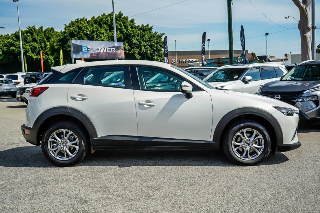 Mazda Cx-3 image 3