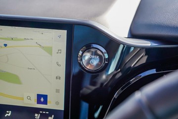 https://vehicle-cdn.autoleague.cloud/16973_41012016_22.jpg