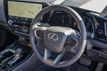 https://vehicle-cdn.autoleague.cloud/16973_41012016_24.jpg