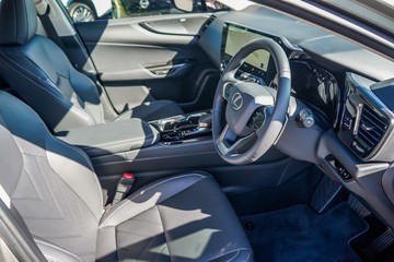 https://vehicle-cdn.autoleague.cloud/16973_41012016_7.jpg