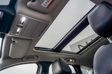 https://vehicle-cdn.autoleague.cloud/16973_41012063_11.jpg