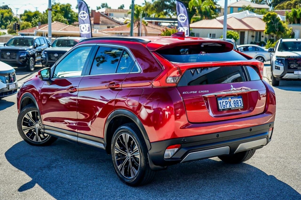 Mitsubishi Eclipse Cross image 2
