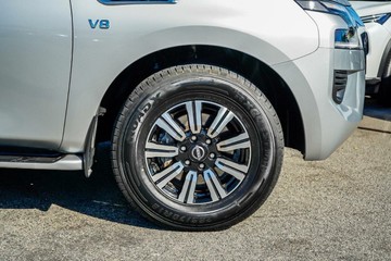 https://vehicle-cdn.autoleague.cloud/16973_41012096_14.jpg