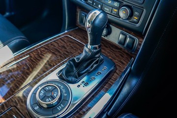 https://vehicle-cdn.autoleague.cloud/16973_41012096_18.jpg