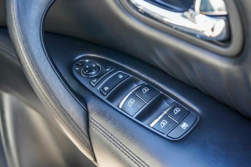 https://vehicle-cdn.autoleague.cloud/16973_41012096_24.jpg
