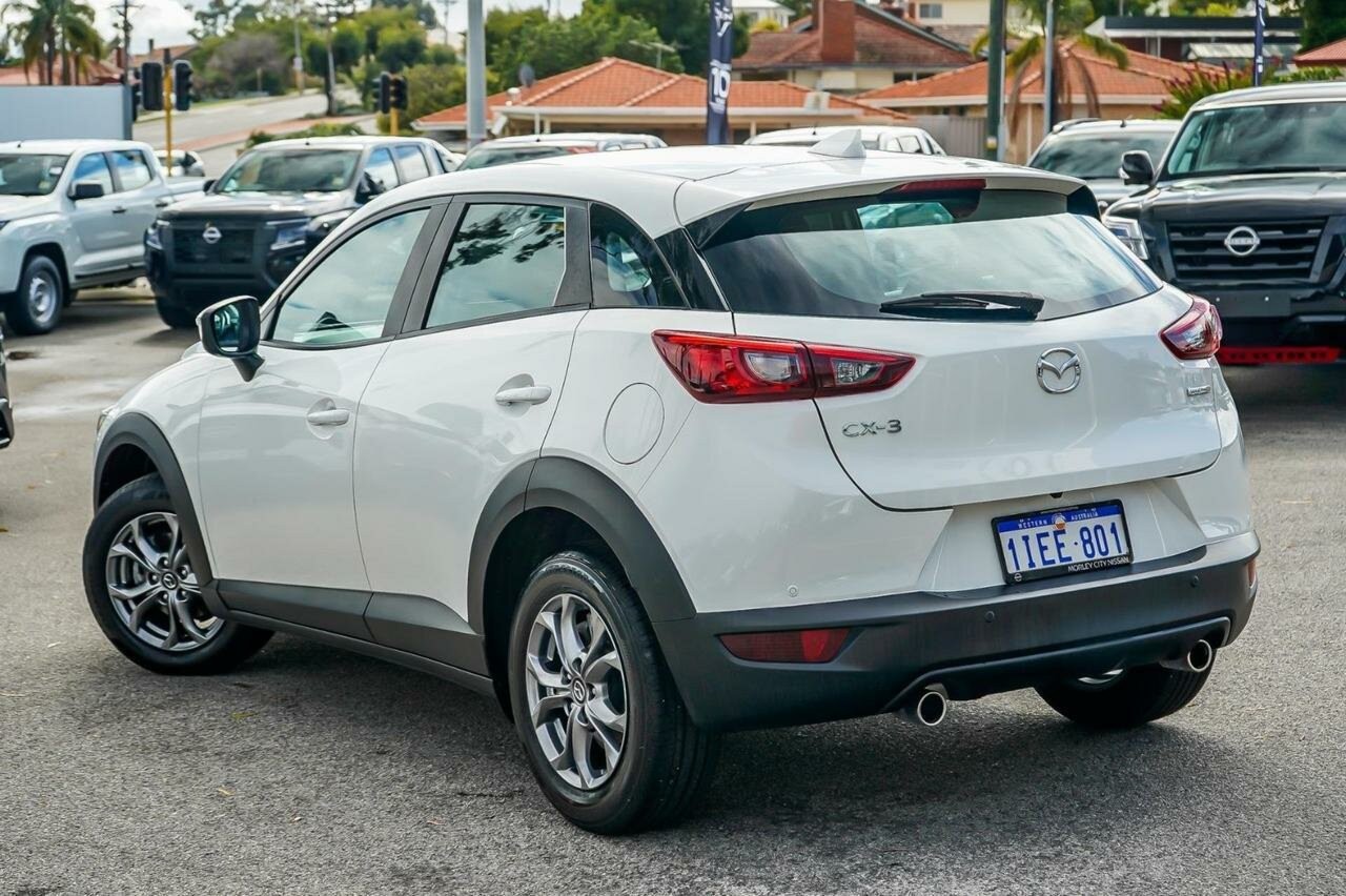Mazda Cx-3 image 3