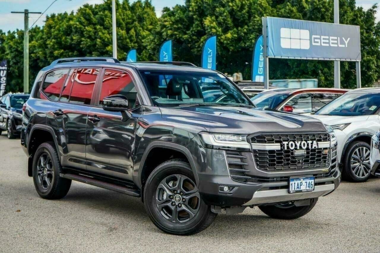Toyota Landcruiser image 1