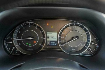 https://vehicle-cdn.autoleague.cloud/16973_41012161_16.jpg