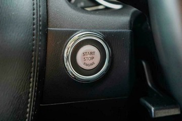 https://vehicle-cdn.autoleague.cloud/16973_41012161_19.jpg