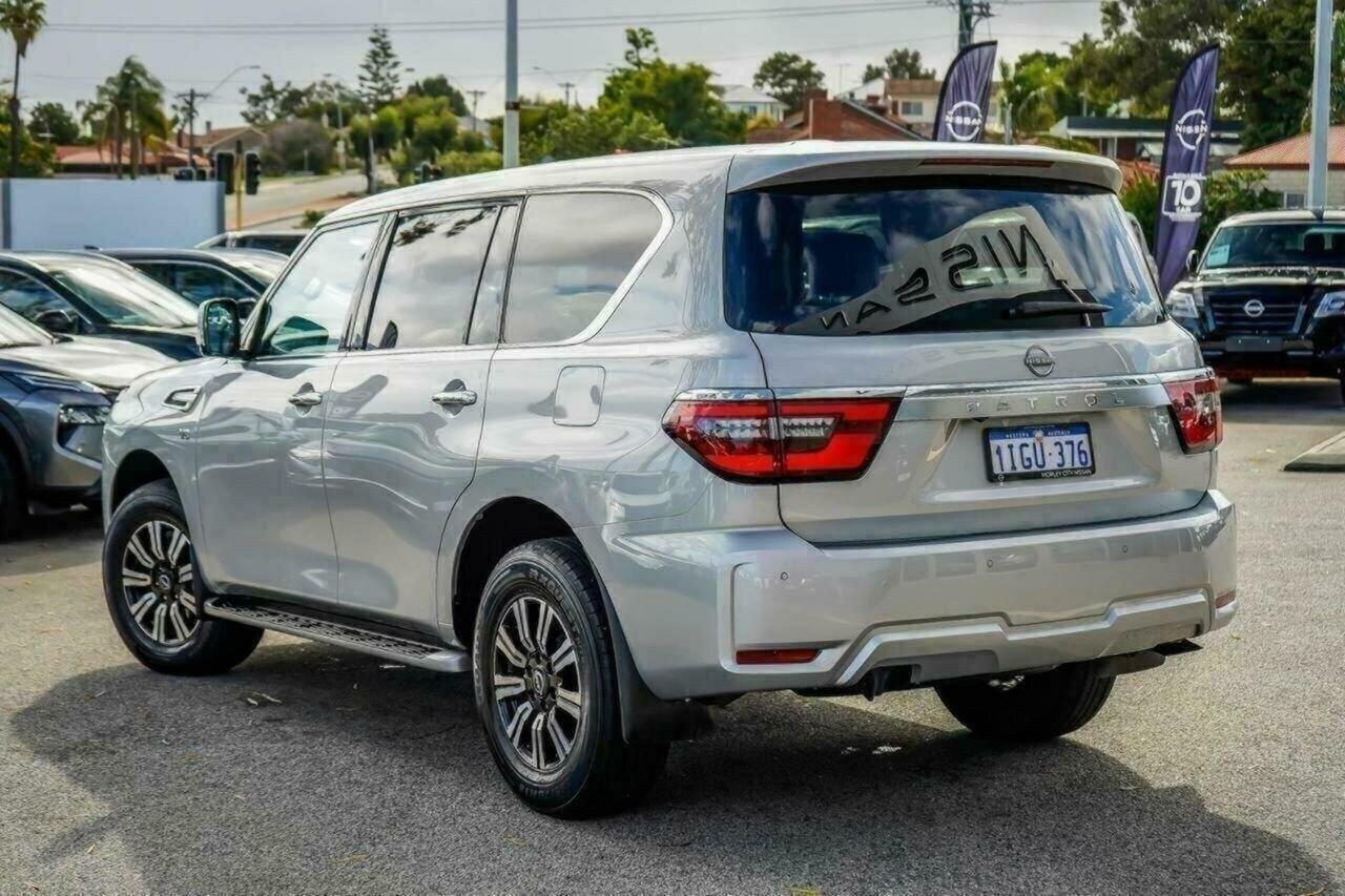 Nissan Patrol image 2