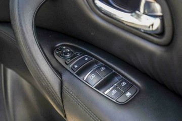 https://vehicle-cdn.autoleague.cloud/16973_41012161_23.jpg