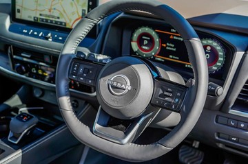 https://vehicle-cdn.autoleague.cloud/16973_41012171_17.jpg