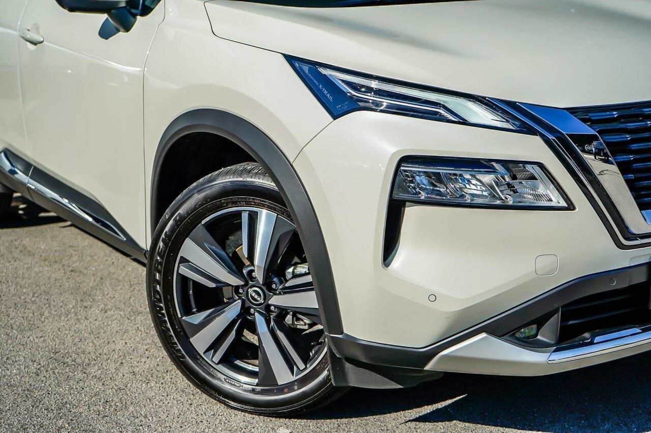 Nissan X-trail image 2