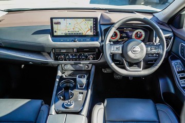 https://vehicle-cdn.autoleague.cloud/16973_41012171_20.jpg