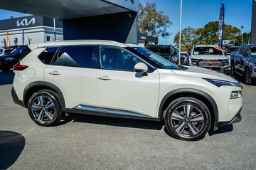 https://vehicle-cdn.autoleague.cloud/16973_41012171_7.jpg