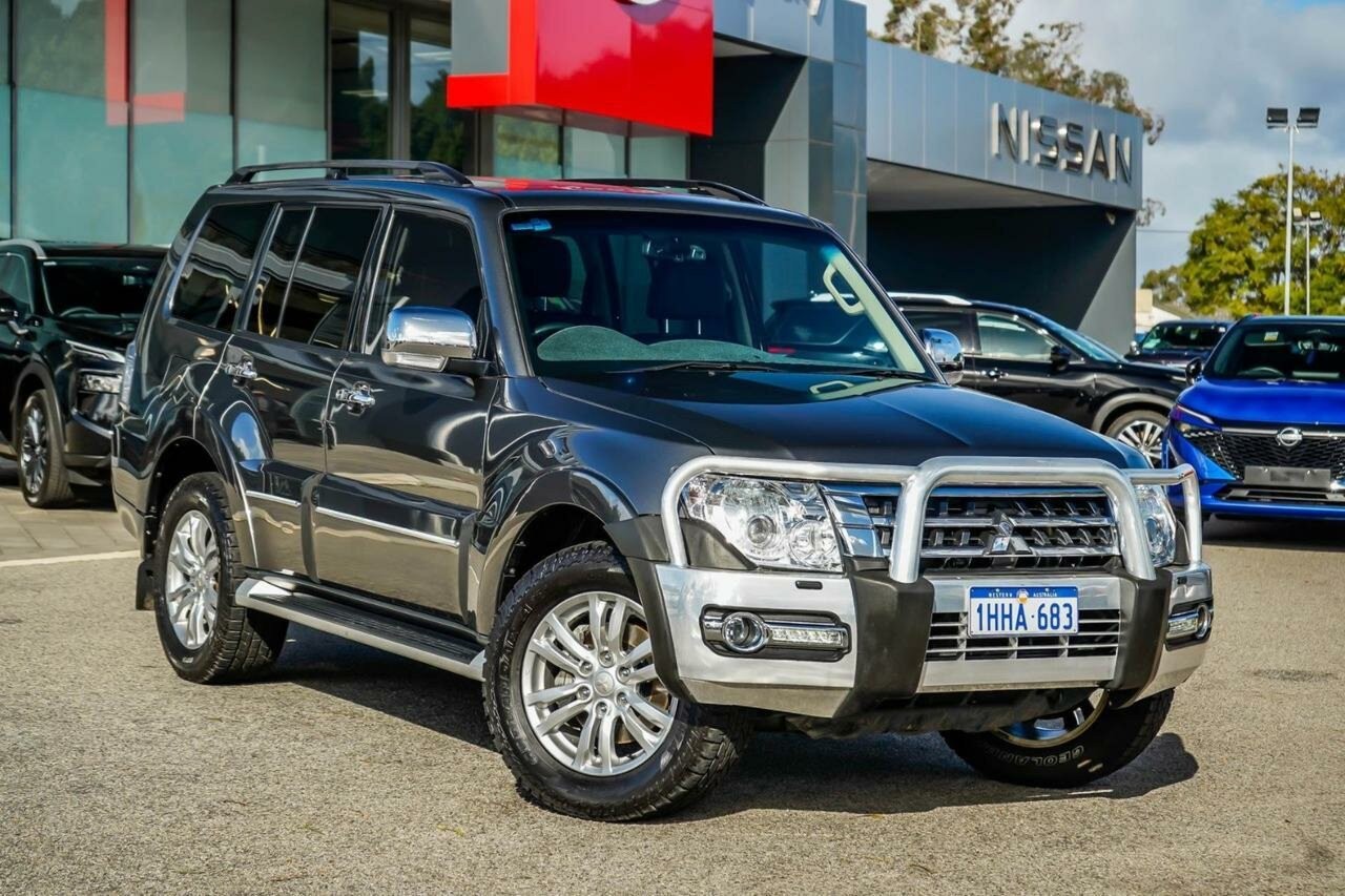 Mitsubishi Pajero image 1