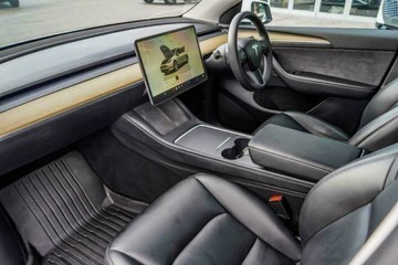 https://vehicle-cdn.autoleague.cloud/16973_41012372_10.jpg