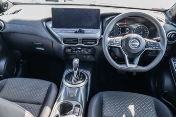 https://vehicle-cdn.autoleague.cloud/16973_41012424_11.jpg