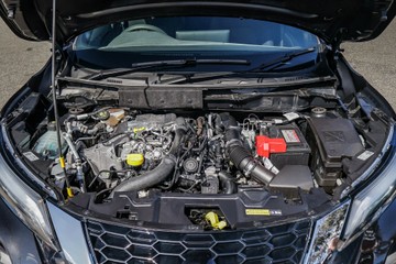 https://vehicle-cdn.autoleague.cloud/16973_41012424_14.jpg