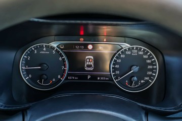 https://vehicle-cdn.autoleague.cloud/16973_41012424_18.jpg