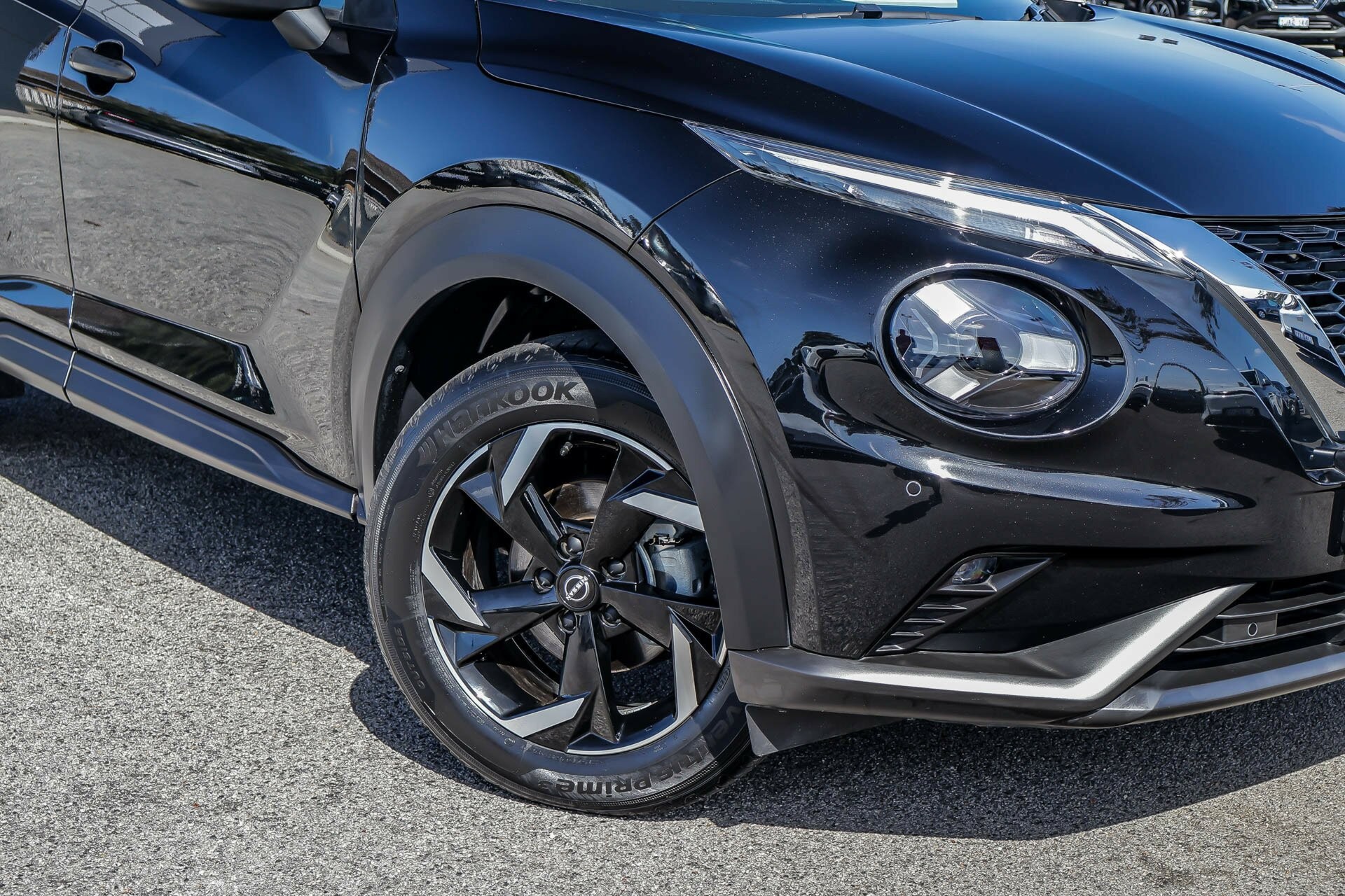 Nissan Juke image 2