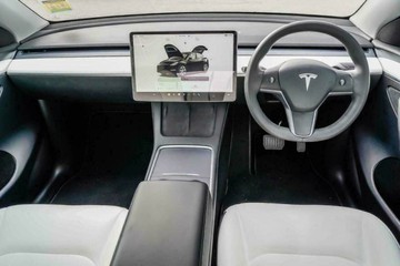 https://vehicle-cdn.autoleague.cloud/16973_41012428_21.jpg