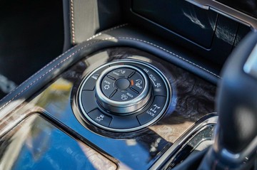 https://vehicle-cdn.autoleague.cloud/16973_41012468_18.jpg