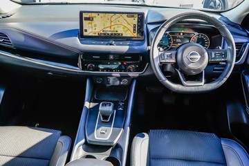 https://vehicle-cdn.autoleague.cloud/16973_41012469_21.jpg
