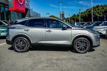 https://vehicle-cdn.autoleague.cloud/16973_41012469_3.jpg