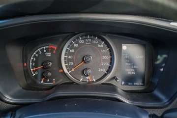https://vehicle-cdn.autoleague.cloud/16973_41012507_11.jpg
