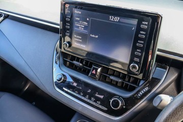 https://vehicle-cdn.autoleague.cloud/16973_41012507_13.jpg
